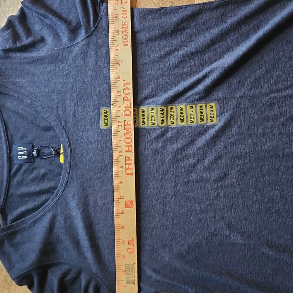 NWT- GAP NAVY BLUE LONG SLEEVE SCOOP NECK TEE SIZE MEDIUM - Picture 9 of 12